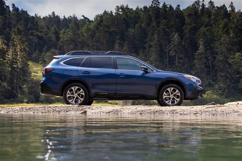 2022 Subaru Outback Pictures - 671 Photos | Edmunds