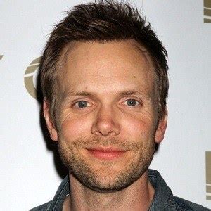 Joel McHale - Age, Family, Bio | Famous Birthdays