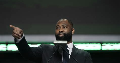 Darrelle Revis, Devin Hester Headline 2023 Pro Football HOF ...