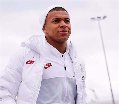 Limited-Edition Black / White Nike Kylian Mbappe Collection Released - Footy Headlines