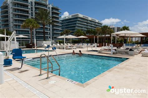 Grand Beach Hotel Surfside West Review: What To REALLY Expect If You Stay