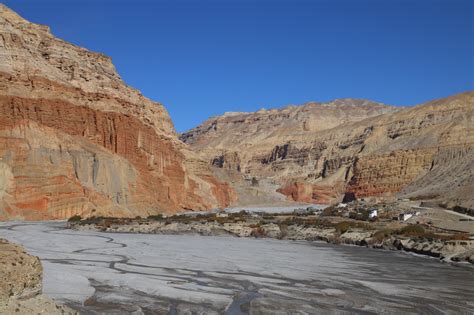 Kagbeni to Tangbe to Chhusang: Trekking Upper Mustang Day One