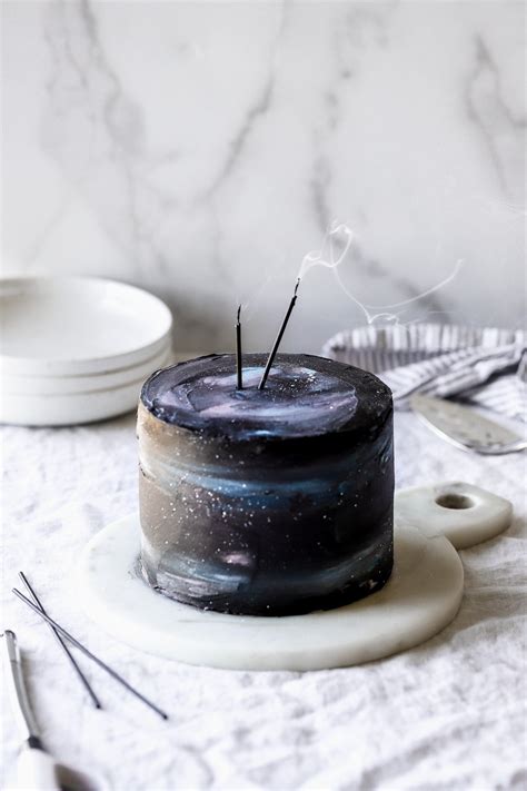 Buttercream Galaxy Cake with step-by-step tutorial - Baran Bakery