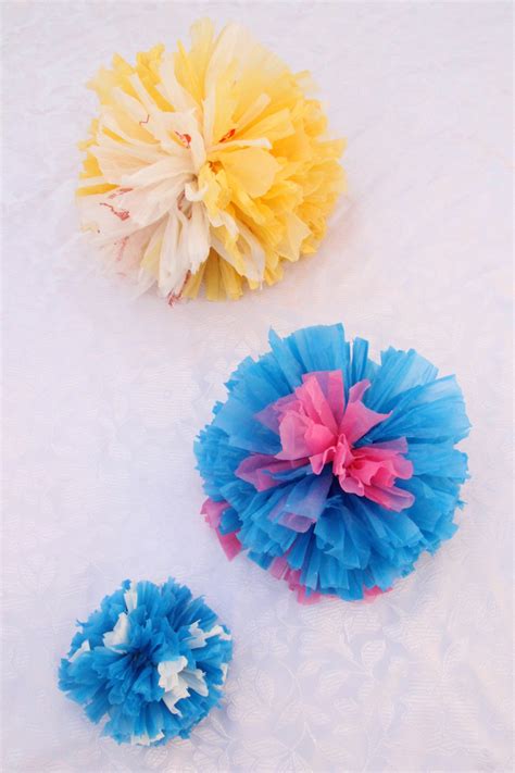 Gift Topper Pom Poms From Plastic Grocery Bags! - creative jewish mom