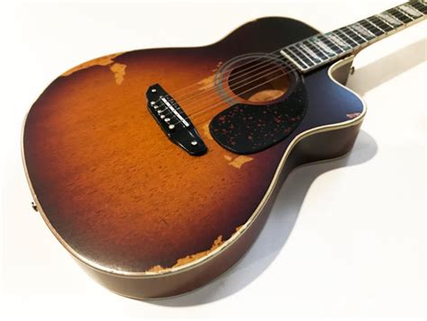 Toby Keith Signature Sunburst Acoustic Mini Guitar Model – AXE HEAVEN ...