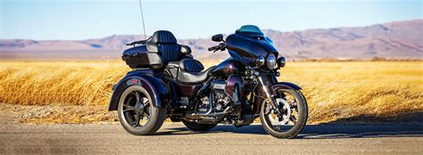 CVO™ Tri Glide® | Clinton Harley-Davidson®