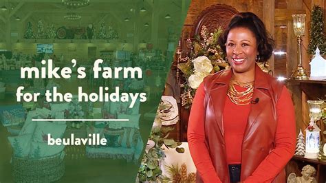 Mike’s Farm in Beulaville Celebrates the Holidays - YouTube