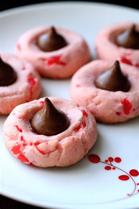 Cherry Chocolate Kisses | 28 Sweet Valentine's Day Treats For Kids — and Mama, Too! | POPSUGAR Moms