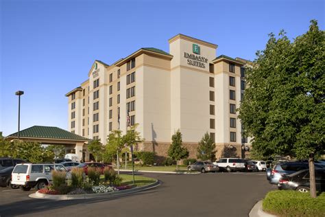 Embassy Suites by Hilton Denver International Airport Photo Gallery