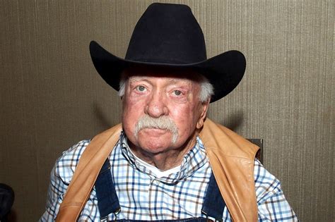 Wilford Brimley, Cocoon Star and Face of Quaker Oats Commercials, Dies ...