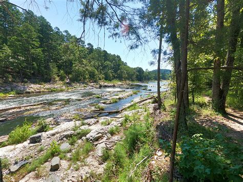 Best Hiking Trails Near Broken Bow, Oklahoma