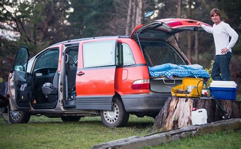 The Minivan Is Back, and It’s Kind of Cool - Bloomberg