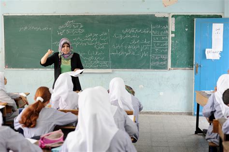 A magical profession: Being an UNRWA teacher in Gaza | UNRWA