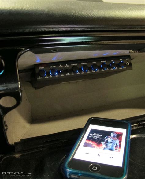 Vintage Look Car Stereo Bluetooth