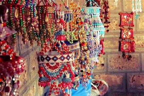 Culture of Gujarat | 8 Things about the Vibrant Gujarat Culture (2022)