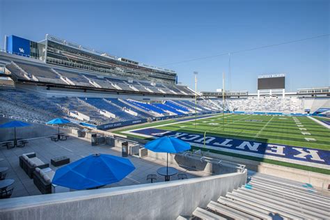 University of Kentucky Commonwealth Stadium University Of Kentucky ...