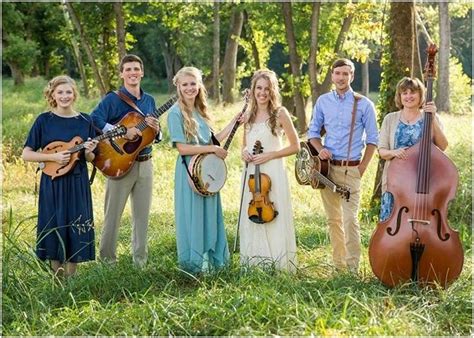 The Petersens Bluegrass Band in 2022 | Branson shows, Bluegrass music, Bluegrass