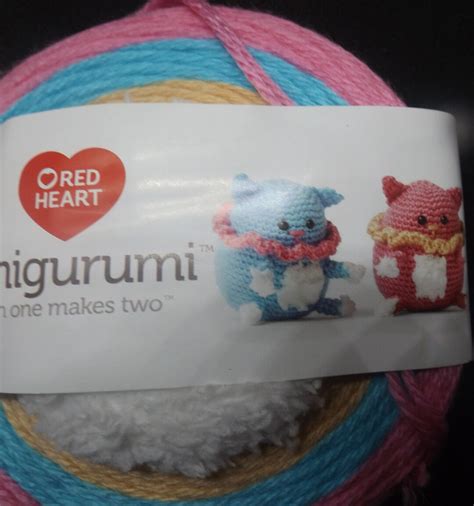 Red Heart Amigurumi 9783 Cat 1 Super Fine Acrylic Yarn, 3.5oz/100g, 239-242 Yards Each Ball ...