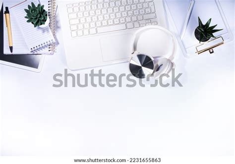 Minimalist Home Office Background: Over 16,232 Royalty-Free Licensable Stock Photos | Shutterstock