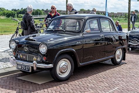 Austin A50 Cambridge 1956 fl3q | RitzSite Photo Archive Black White Photos, Black And White ...