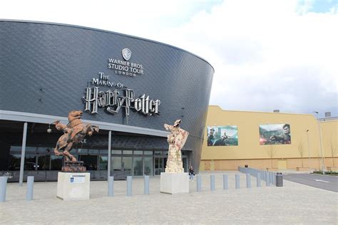 Private Transfer: Central London To Harry Potter Warner Bros Studio In ...