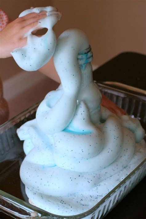 Elephant Toothpaste - Science Crafts — Craft Kiddies | Fun science, Science experiments kids ...