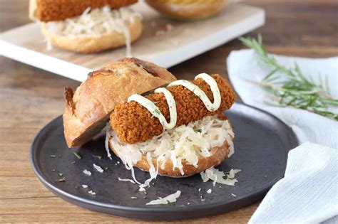 Must-Try Tasty Traditional Dutch Food: Broodje Kroket - My-Lifestyle