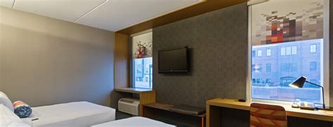 Birmingham Accommodations - Aloft Double Queen Room | Aloft Birmingham Soho Square