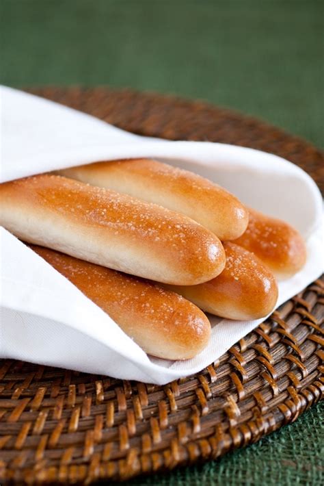 Breadsticks Recipe (Olive Garden Copycat) - Cooking Classy