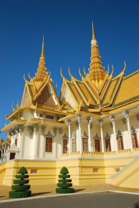 alaninsingapore: Temples of Phnom Penh