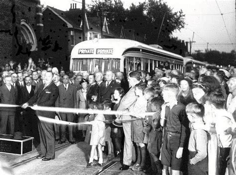 Toronto's News: Toronto's new streetcars of old