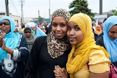 SOMALI PEOPLE: BEAUTIFUL AND ANCIENT CUSHITIC-NOMADIC PEOPLE OF THE ...