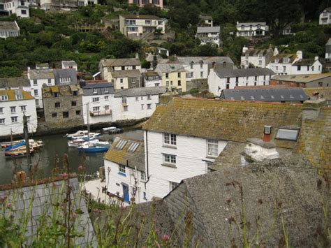 Polperro Beach - Photo "polperro rooftop view " :: British Beaches