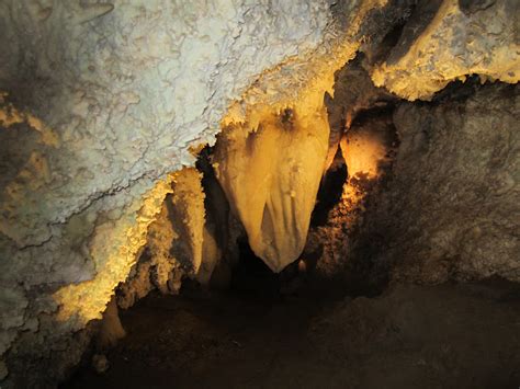 Timpanogos Cave National Monument - Utah's Adventure Family