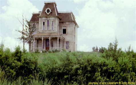 Universal City : An Image Gallery - Psycho House and Bates Motel