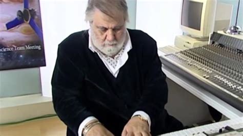 Classic Vangelis - Commanding A Virtual Orchestra