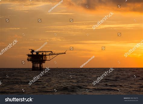 Offshore Oil Rig Platform Sunset Sunrise Stock Photo 308190275 ...