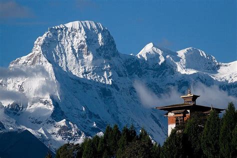 Bhutan – the land ruled by the Dragon King - HimalayanCrest