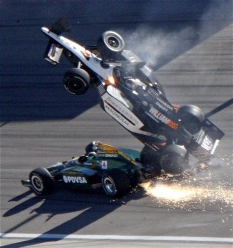 2-time Indy 500 winner Wheldon killed in wreck - The San Diego Union-Tribune