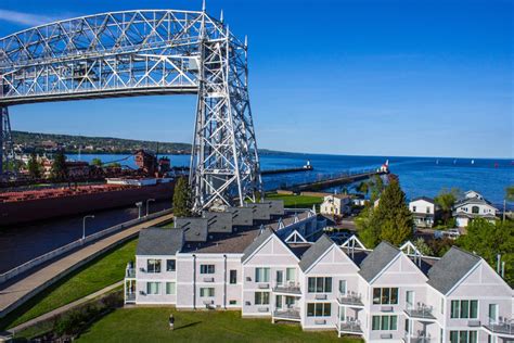 Canal Park, Duluth MN | Lodging & Entertainment | Ships