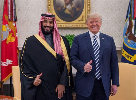 Trump hält trotz möglicher Mitwisserschaft bei Khashoggi-Mord zu Riad ...