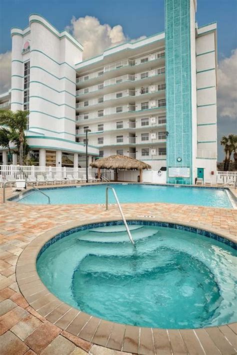 Check out Discovery Beach Resort, Cocoa Beach, Florida • A VRI Managed Resort | Traveller Direct