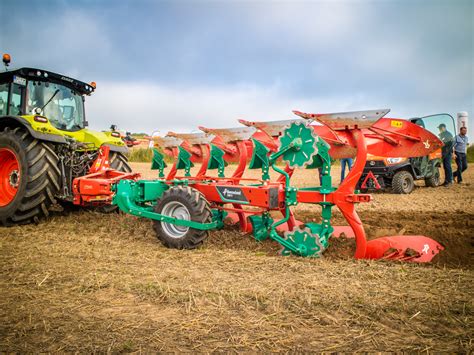 'All-round' tillers and 'clever' ploughs: Does Kverneland have the ...