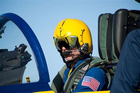 Blue Angels Flight Suit : US Navy Demonstration Squadron Blue Angels ...