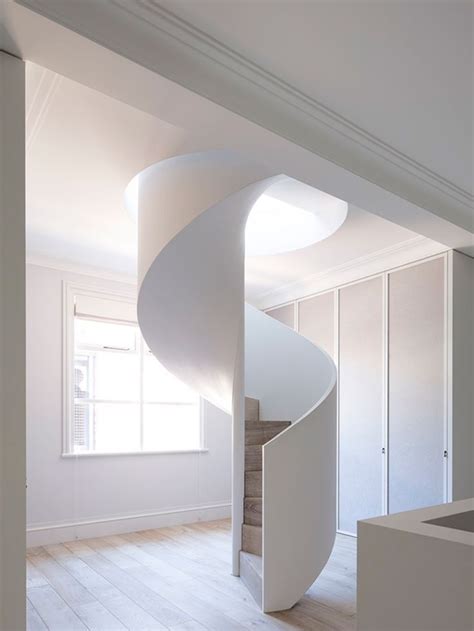 curved staircase Staircase Decor, Stair Decor, Curved Staircase, Spiral ...