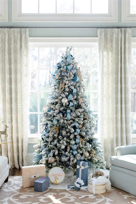 These 15 Blue Christmas Decor Ideas Will Have You Rethinking Your ...