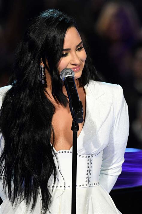 Demi Lovato – Performs at 62nd Annual Grammy Awards in Los Angeles | GotCeleb