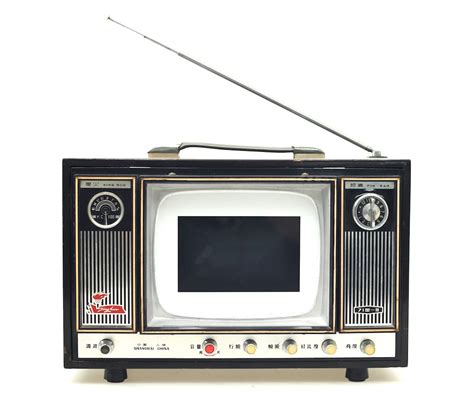 Vintage TV / Digital Picture Frame | An old Chinese TV with … | Flickr