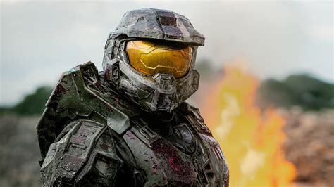 Why the Halo TV Show Unmasks Master Chief | Den of Geek