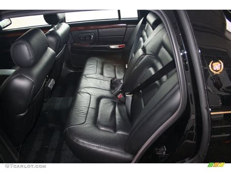 Black Interior 1997 Cadillac DeVille Sedan Photo #74169532 | GTCarLot.com